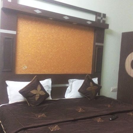 Hotel Candy Palace Dźajpur Zewnętrze zdjęcie