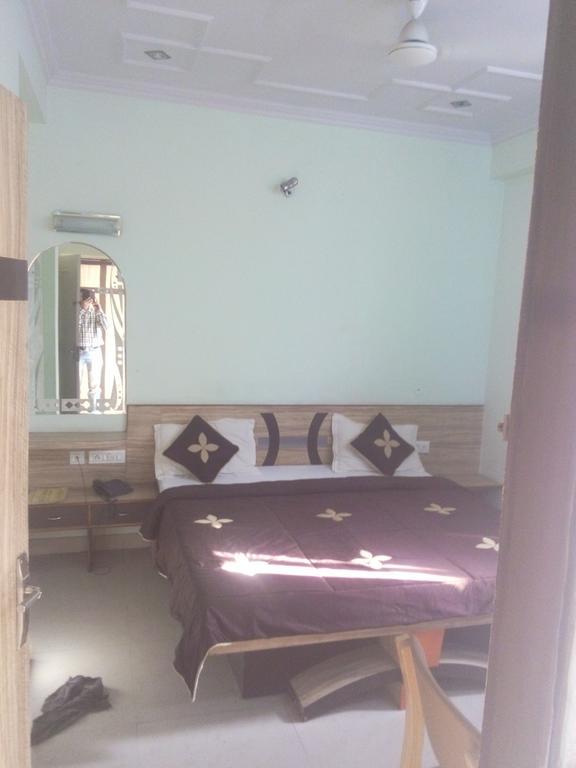 Hotel Candy Palace Dźajpur Zewnętrze zdjęcie
